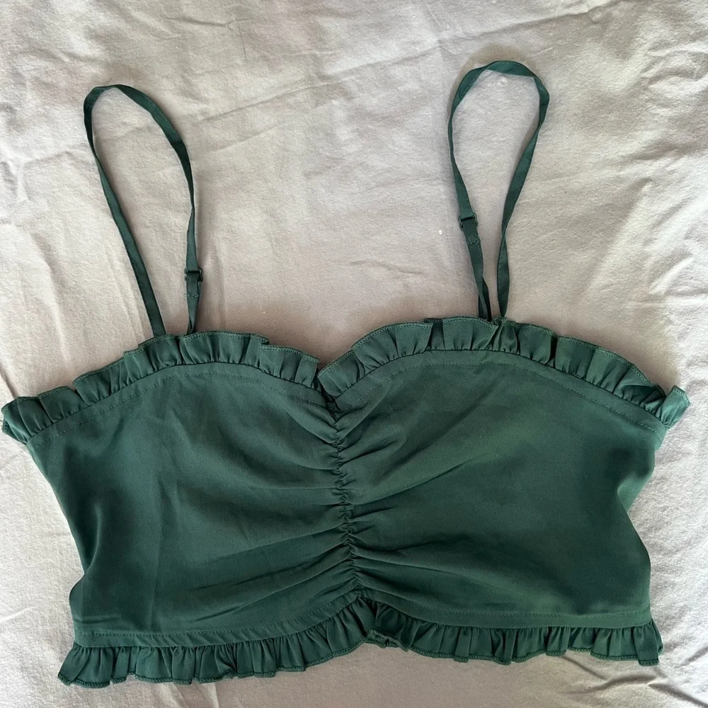 crop top - Picture 1 of 9